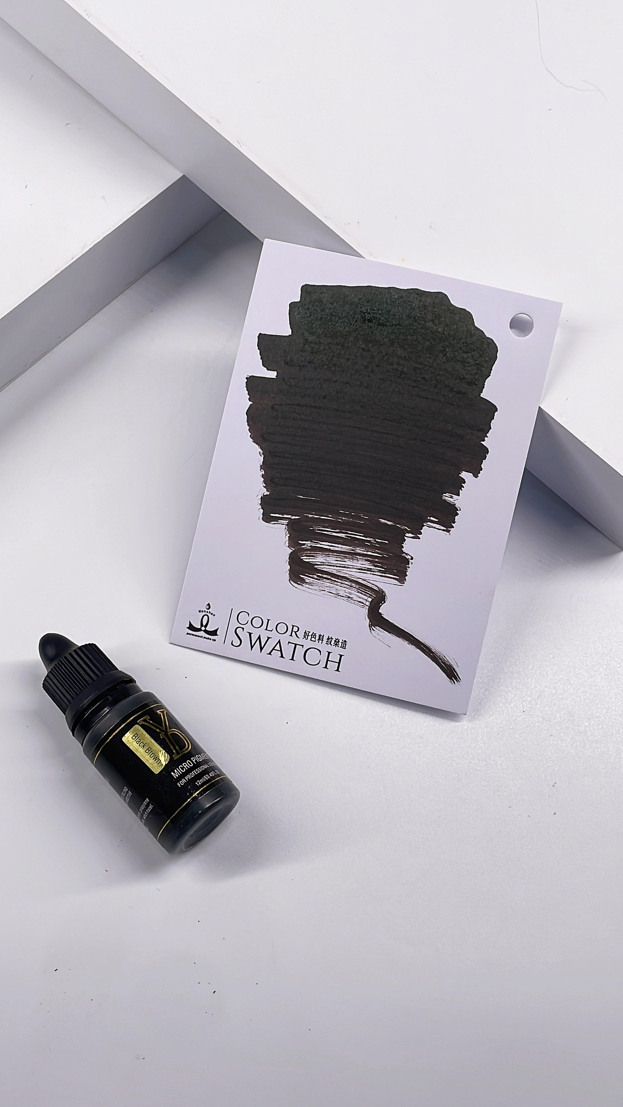 ดำ น้ำตาล