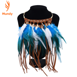 Collier en cuir et métal avec pampilles en plumes, style bohème <span class=keywords><strong>chic</strong></span>, accessoire de décoration indienne, vente en gros - Product Image 1