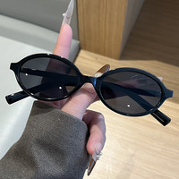 Gafas Ópticas Unisex Ovaladas para Uso Diario, Fabricadas con Montura TR90 Ligera y Suave y Lentes de Resina Transparente Cristalina
