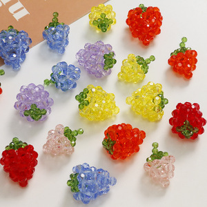 Abalorios de Fresa 3D con Cuentas |   Colgante de Fruta de Cristal Hecho a Mano para la Creación de Joyería DIY: Pendientes, Pulseras, Collares y Correas para Teléfono - Product Image 6