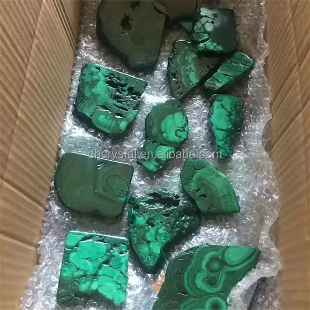 Nuovi arrivi cristalli di quarzo grezzo fette di guarigione gemma grezza naturale verde malachite lastre di cristallo per la decorazione