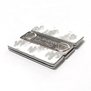Thẻ Nam Châm Neodymium Chất Lượng Tốt Thẻ Tên Huy Hiệu Từ Tính Cho Người Giữ ID - Product Image 6