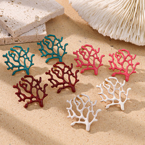 <span class=keywords><strong>Orecchini</strong></span> a perno con ramo di <span class=keywords><strong>corallo</strong></span> smaltato, <span class=keywords><strong>orecchini</strong></span> pendenti colorati ispirati all'oceano per donna, gioielli estivi da spiaggia per vacanze e uso quotidiano - Product Image 1