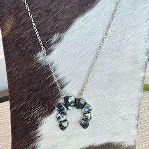 สร้อยคอเงินแท้ทำมือ ดีไซน์โบโฮ ประดับด้วยหัวควายสีขาว ดีไซน์หรูหราไม่ซ้ำใคร สำหรับผู้หญิง - Product Image 1