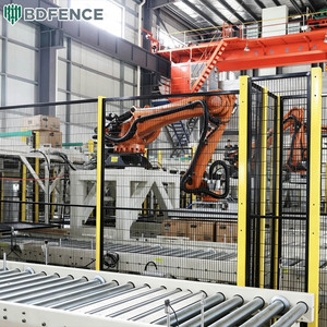 Clôture robotisée de fabrication exquise, barrière modulaire en treillis galvanisé, design luxueux pour zones industrielles de haut niveau - Product Image 3