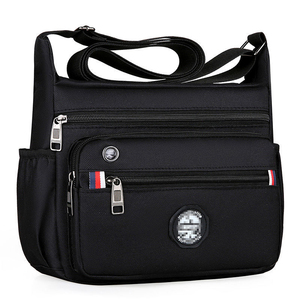 Bolso de hombro de gran capacidad para hombre con múltiples bolsillos y tela Oxford para viajes de negocios y uso diario - Product Image 4