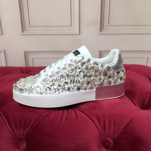 Sneakers de luxe en cristal de haute qualité, confortables pour hommes et femmes, chaussures de marche en cuir, style décontracté Dolceabban D. - Product Image 5