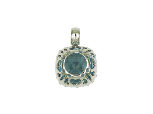 Élégant Collier Pendentif Double Face en Topaze Bleue et Diamant, Or Blanc, Coupe Coussin, Bijou Fin pour Femme, Idéal au Quotidien et pour les Rendez-vous - Product Image 2