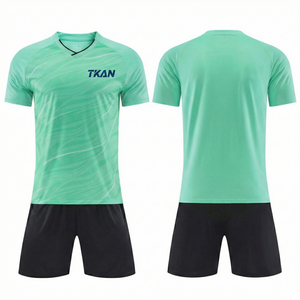 Uniformes Deportivos Personalizados de Fútbol Estilo Francia a Bajo Costo del Proveedor, Kits de Fútbol Sublimados en Poliéster, Uniformes Retro para Equipos - Product Image 1