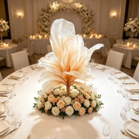S-0054 Support de fleurs de luxe fait main pour mariage, décoration de centre de table principale, centre de table en organza couleur champagne, accessoires