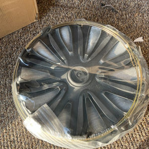 Enjoliveurs de roue de voiture de type universel à double couleur - Product Image 2