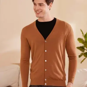 Мужской шерстяной пуловер с V-образным вырезом