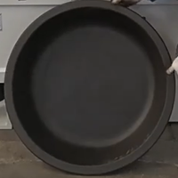 Presse hydraulique à quatre colonnes 500T pour la fabrication de bassins en plastique, bacs à linge, pots de fleurs et seaux en plastique