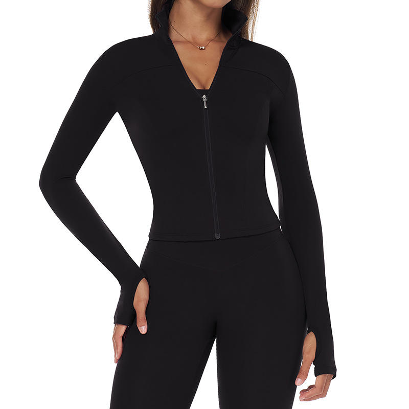 แจ็คเก็ตสีดำ