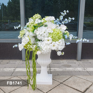 Flores Artificiales DKB, Bola de Flores de Seda Hecha a Mano de Alta Gama, Bola de Flores Blancas para Decoraciones Festivas de Bodas y Fiestas - Product Image 3