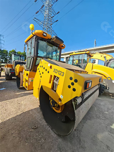 Rouleau vibratoire tandem à double tambour XD123, vitesse nominale 2300 tr/min, compacteur de sol pour travaux routiers - Product Image 3