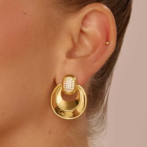 ต่างหูทรงเรขาคณิต สีทอง 18k สแตนเลสสตีล ประดับเพชรซิร์คอน ใส่ได้ทุกวัน - Product Image 2