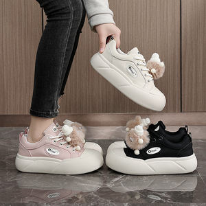 LYKU Zapatillas Planas de Moda Transpirables para Mujer, Estilo Lindo, para Otoño y Verano, Casuales para Estudiantes, Hechas en Zhejiang, China - Product Image 2