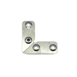 Support d'angle en aluminium de 16 mm de large pour portes d'armoires, design industriel durable, installation par vis - Product Image 5