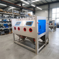 Machine de sablage à eau de type boîte personnalisée, sablageur à eau en acier fermé pour le nettoyage industriel des métaux, vente en gros