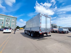 Camión Isuzu GIGA 6x4 Nuevo de 20 Toneladas, Totalmente Automático, con Caja Abierta, Camión de Plataforma de Aleación de Aluminio, Camión de Una Sola Fila, Diésel Euro 5, Camión Pesado - Product Image 3