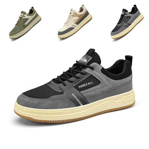 Venta al por mayor transpirable retro hombres <span class=keywords><strong>zapatillas</strong></span> versátiles urbano estilo de la calle zapatos para caminar antideslizante comodidad zapatos de skate - Product Image 1