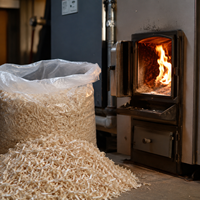 Sciure de bois écologique à faible humidité et sans poussière, directement de l'usine