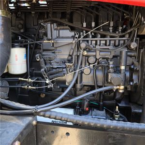 Tracteur de ferme d'occasion à quatre roues motrices 50HP 80HP conçu pour la longévité à bas prix - Product Image 3