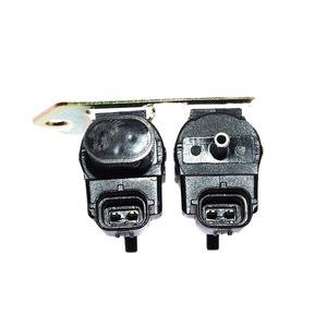 Válvula Solenoide de Control de Embrague de Rueda Libre Chenming MR534632, Nueva, con 1 Año de Garantía para Mitsubishi Pajero Pinin H65W <span class=keywords><strong>H67W</strong></span> - Product Image 2