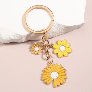 Daisy Keychain Flower Keyring Pendants for Car <b>Key</b> Holder Women Girls Handbag Accessories Handmade Jewelry Gift - Product Image 3