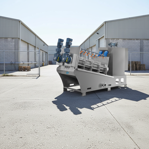 <span class=keywords><strong>D</strong></span>éshydrateur de boues à vis multi-plaques en acier inoxydable ZKTD, machine de traitement des eaux usées contrôlée par PLC, filtration agricole - Product Image 1