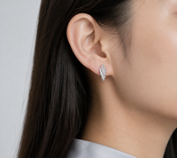 Muweike Boucles d'oreilles minimalistes en argent sterling 925 vermeil, design plume, ailes d'ange, pour femmes, bijoux fins