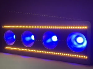 <span class=keywords><strong>2025</strong></span> LED BLINDER 灯 4x50W RGBW <span class=keywords><strong>DMX512</strong></span> 控制，适用于 DJ 迪斯科派对主题公园 - Product Image 6