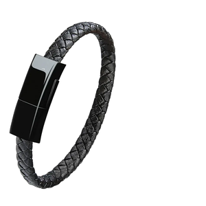 <span class=keywords><strong>C</strong></span>âble de charge portable en cuir PU de 22,5 cm, <span class=keywords><strong>USB</strong></span> <span class=keywords><strong>vers</strong></span> Type <span class=keywords><strong>C</strong></span> <span class=keywords><strong>Micro</strong></span> <span class=keywords><strong>USB</strong></span>-<span class=keywords><strong>C</strong></span>, bracelet de charge portable - Product Image 1