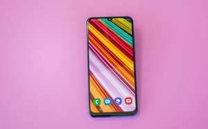 Prix Super Bas en Promotion : Smartphone Android A30 TD-LTE SM-A305F 32 Go 3 Go RAM Batterie 4000 <span class=keywords><strong>mAh</strong></span> avec Kit d'Accessoires Complet - Product Image 4