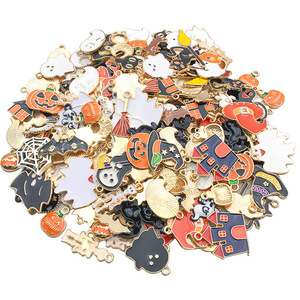 Pendentifs en alliage de zinc sur le thème d'Halloween, breloques fantômes et citrouilles de dessin animé pour accessoires de bijoux DIY, décoration de fête, unisexe - Product Image 5