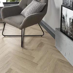 Usine en gros 8mm-12mm Piso Laminado chevrons chêne ingénierie bois <span class=keywords><strong>Parquet</strong></span> PVC/SPC/vinyle planche/planches carreaux stratifiés - Product Image 2