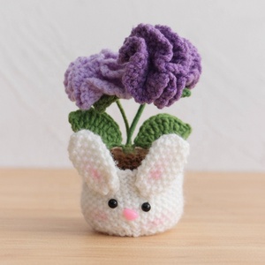 Planta de claveles tejida a mano en maceta, muñeco de ganchillo de hilo terminado, regalo de San Valentín y Navidad, adorno moderno para escritorio. - Product Image 4