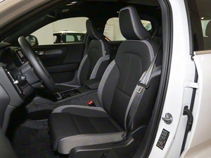 <span class=keywords><strong>2023</strong></span> para <span class=keywords><strong>Volvo</strong></span> <span class=keywords><strong>XC40</strong></span> SUV 2,0 T 163PS L4 120kW/265Nm R18 Smart Fashion 2WD caja de cambios automática Turbo - Product Image 6