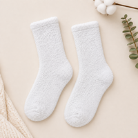 Chaussettes Douces et Moelleuses Personnalisées, Chaussettes Chaudes et Confortables, Vente en Gros OEM avec Logo pour l'Hiver et l'Intérieur