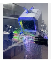 Disfraz de robot LED con espejos para discoteca, casco de TV Box y casco con visera LED cibernética, traje de espejos con lentejuelas para desfiles y actuaciones en escenario