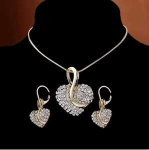 Cross-Border Popular Roman Pattern Diamond Studded Quartz <b>Watch</b> Bracelet Dotted Diamonds Heart-Shaped Necklace and Earring <b>Set</b> - Product Image 6