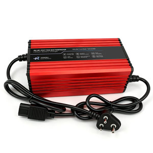 Chargeur pour moto électrique 48V6A 48V8A 48V9A 48V10A 48V12A 48V15A pour batteries au lithium Li-ion LiFePo4 - Product Image 1