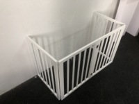 Porte autoportante pour animaux de compagnie pour escaliers, panneaux de porte pour animaux de compagnie, barrière intérieure décorative pour animaux de compagnie avec dessus arqué pour porte d'escalier SmallDog