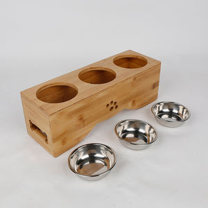 Juego de Platos para Mascotas de Bambú y Acero Inoxidable, Estación de Alimentación Elevada para Perros, Plato para Comida y Agua, Diseño Portátil, Estilo Moderno - Product Image 3