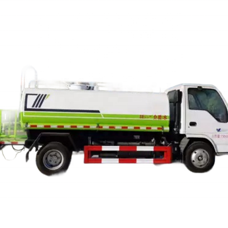 Грузовик-Автоцистерна для воды ISUZU NPR 600P 4x2 8 тонн поливочная тележка с дизельным двигателем мощностью 130 л.с.