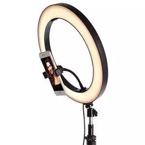Anneau lumineux LED pour caméra, lumière réglable sur 3 niveaux, rotation à 360 degrés avec support de téléphone, pour le maquillage, HQ Mixed Proc Discount - Product Image 3