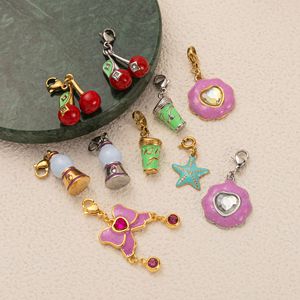 Breloques fantaisie en émail Kawaii |   Pendentifs en acier inoxydable plaqué or 18K PVD pour la fabrication de bijoux DIY |   Imperméable et hypoallergénique - Product Image 4