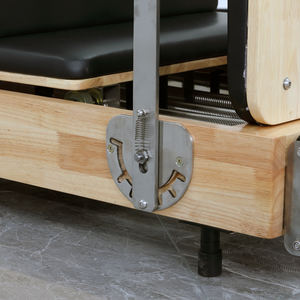 Reformer Pilates <span class=keywords><strong>Pliant</strong></span> en Bois de Haute Qualité pour la Maison, le Studio ou la Salle de Sport – <span class=keywords><strong>Lit</strong></span> de Fitness pour le Renforcement du Corps avec Emballage en Bois de Chêne - Product Image 4