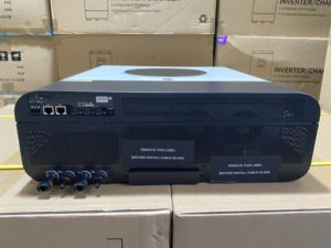 Convertisseur de courant sinusoïdal pur <span class=keywords><strong>Axpert</strong></span> <span class=keywords><strong>MAX</strong></span> II-8000 Voltronic <span class=keywords><strong>8KW</strong></span> avec contrôleur de charge solaire MPPT 150A 48V 230V compatible réseau monophasé - Product Image 4